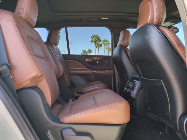 Used 2020 Lincoln Aviator Reserve w/ Equipment Group 201A RWD image 21
