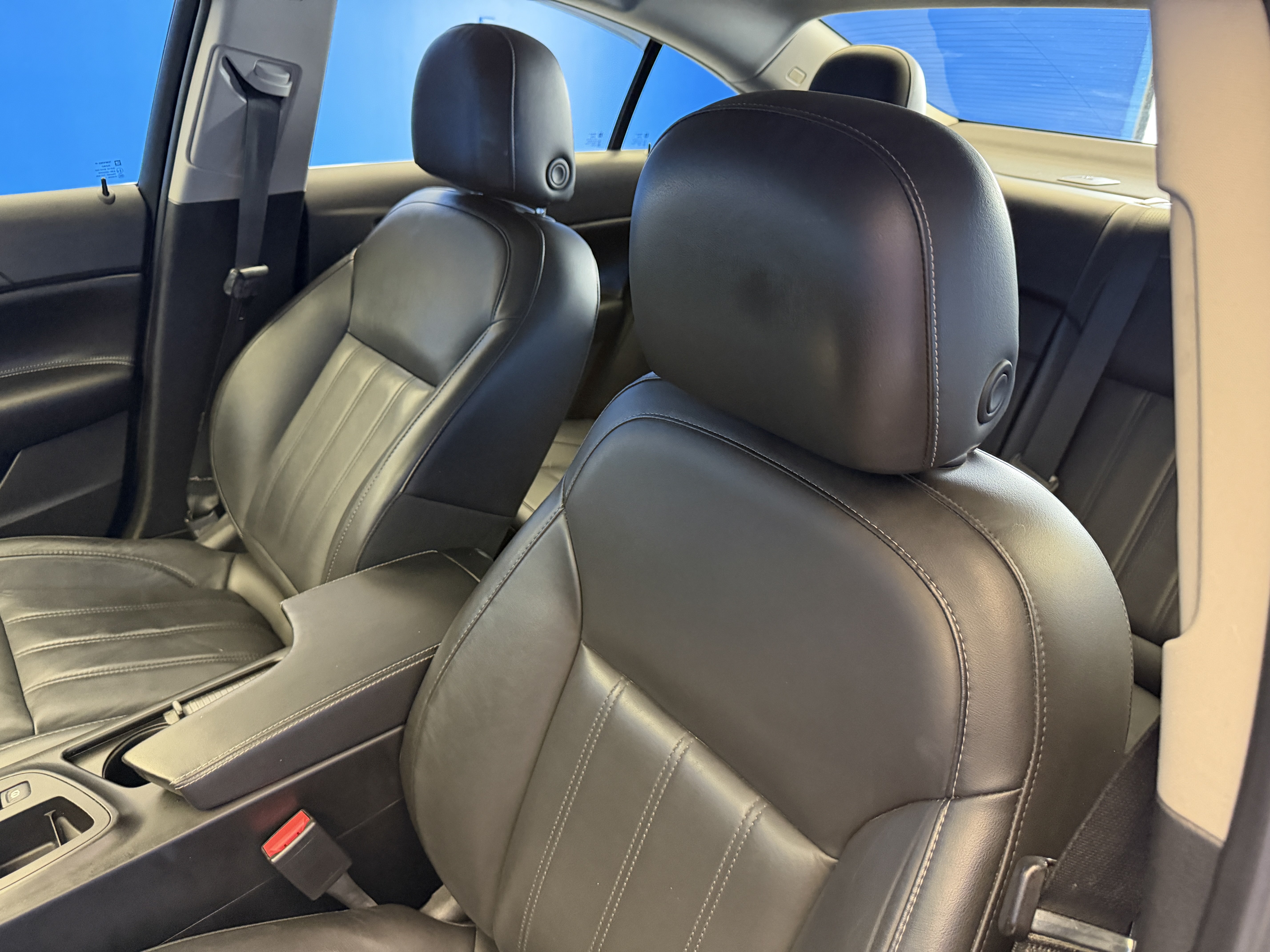 Used 2014 Buick Regal FWD image 12
