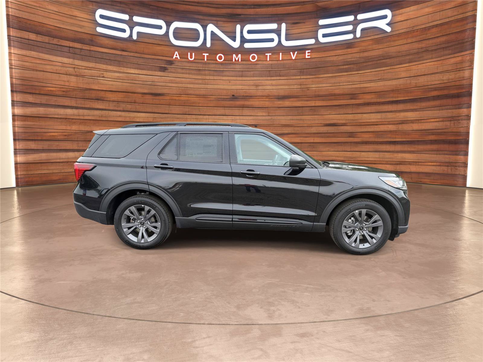 New 2026 Ford Explorer Active w/ Active Comfort Package AWD/4WD image 7