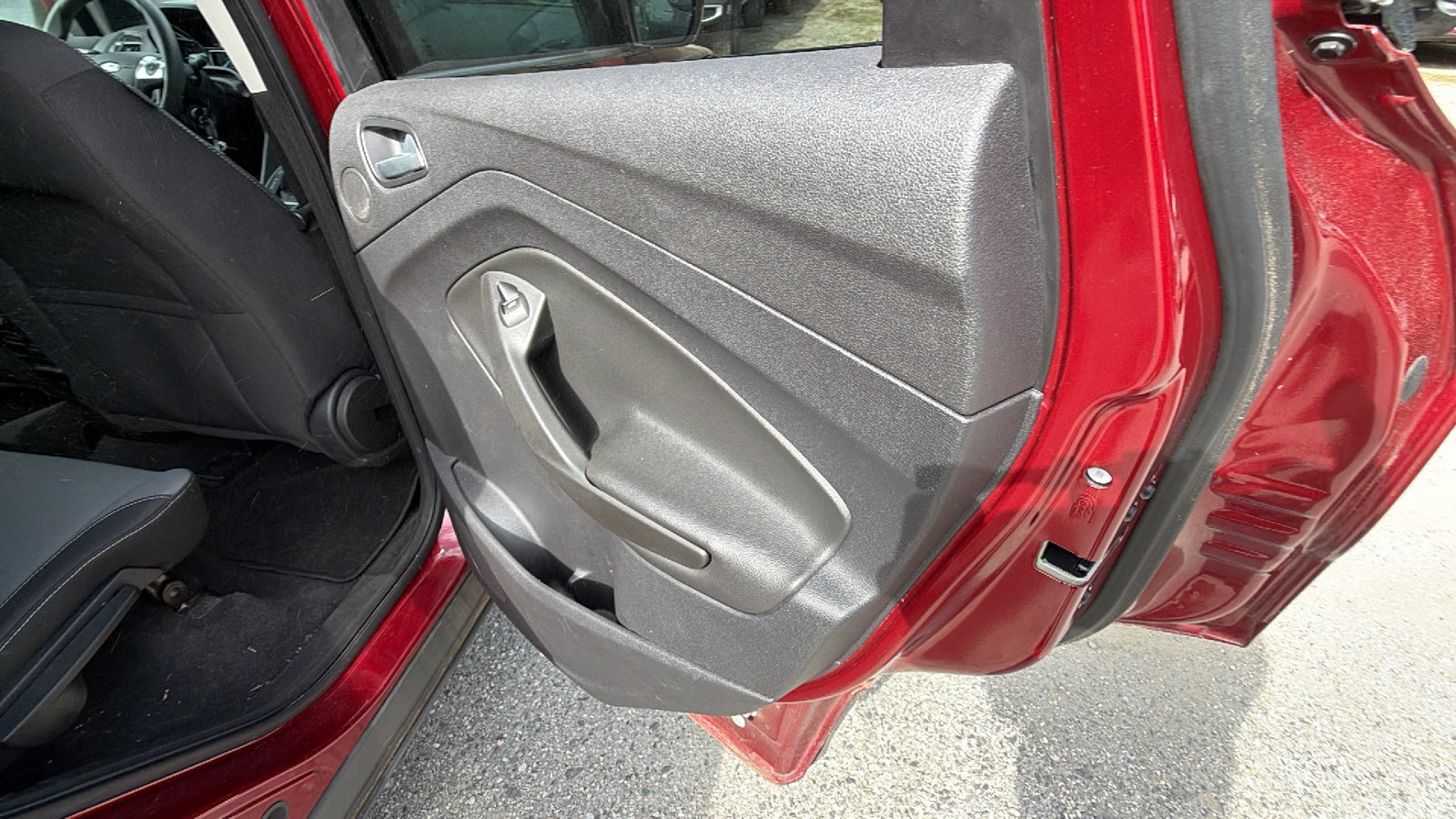 Used 2013 Ford Escape SE image 20