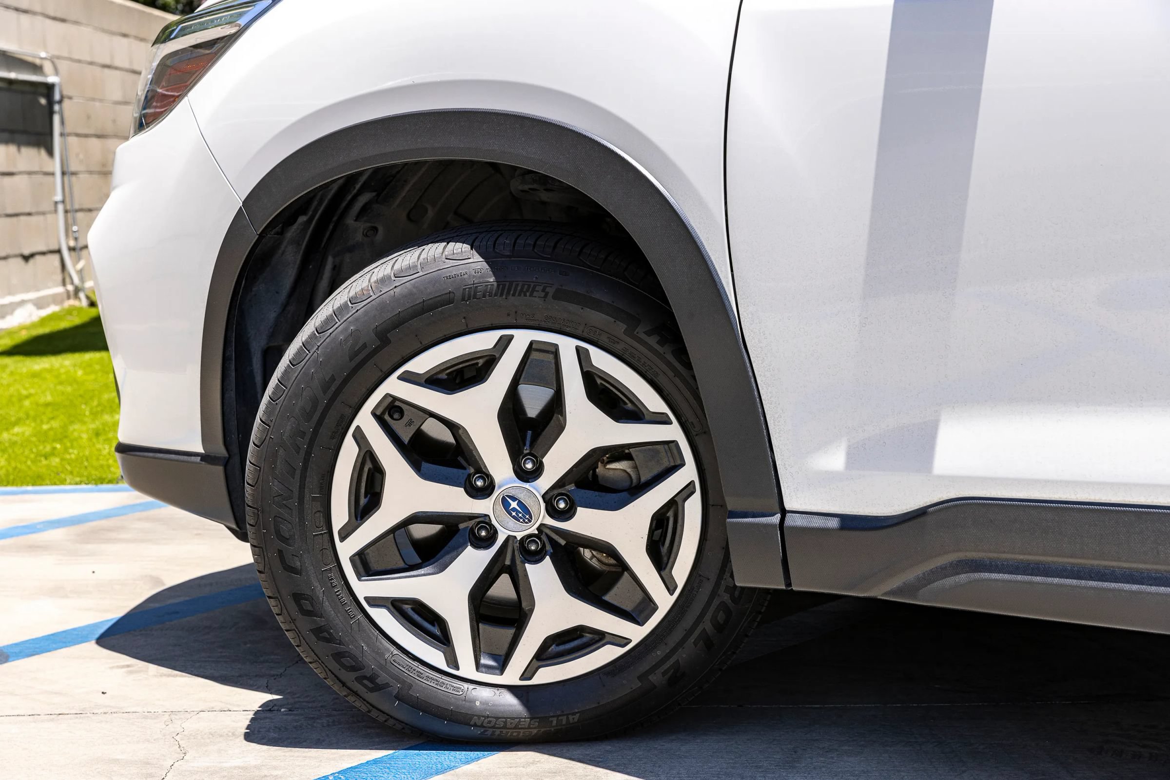Used 2020 Subaru Forester Premium AWD/4WD image 36