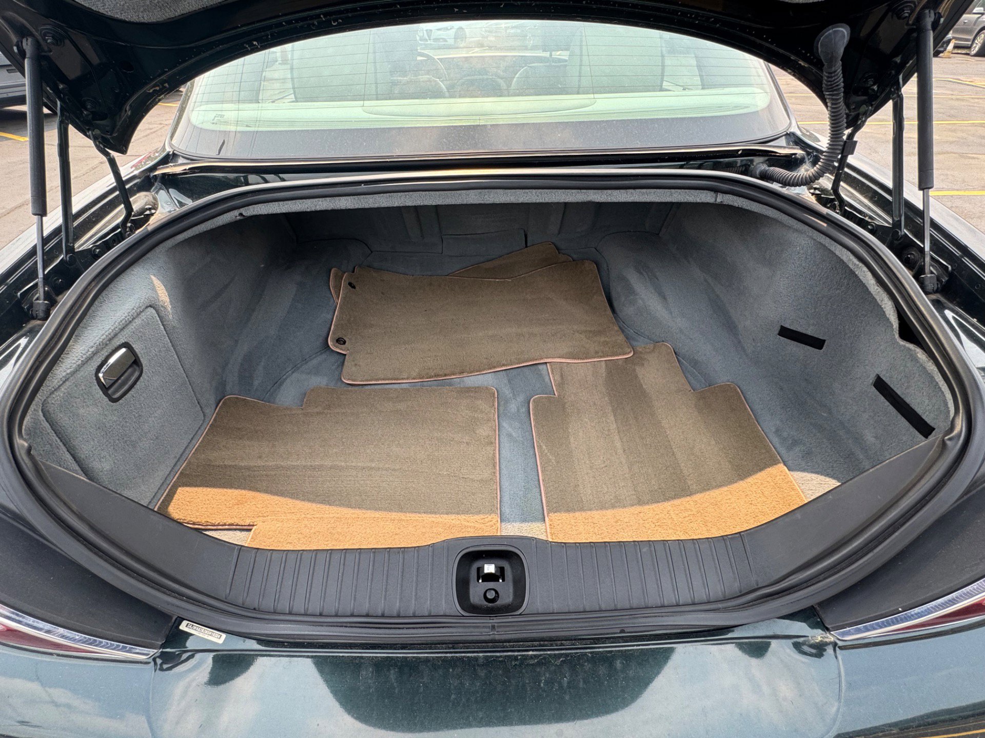 Used 2008 Jaguar XJ8 L image 9