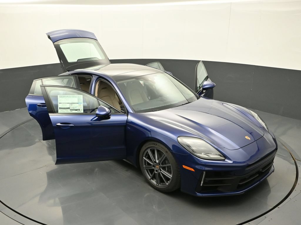 Certified 2026 Porsche Panamera 4 AWD/4WD image 31