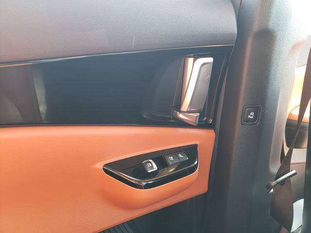 Certified 2022 Kia Carnival SX Prestige FWD image 16