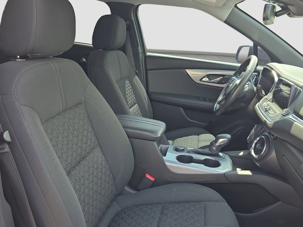 Used 2022 Chevrolet Blazer LT FWD image 20