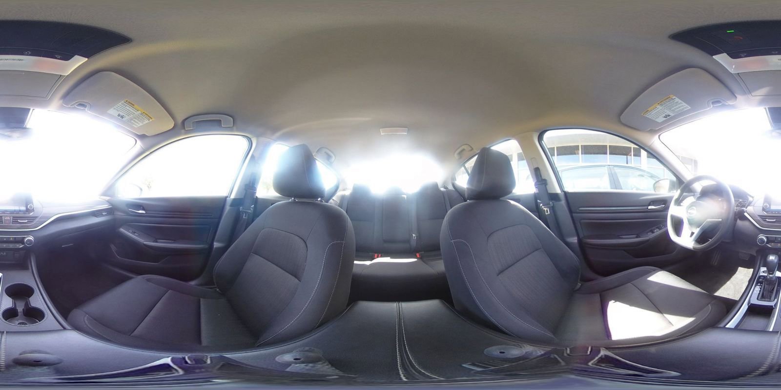 Used 2025 Nissan Altima 2.5 SV FWD image 42