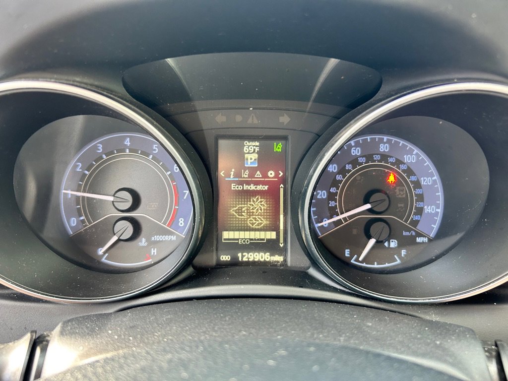 Used 2018 Toyota Corolla iM image 12