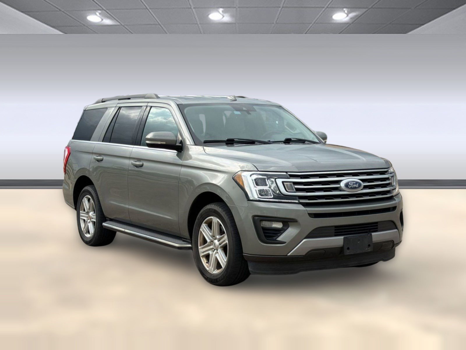 Used 2019 Ford Expedition XLT w/ Equipment Group 202A RWD image 7