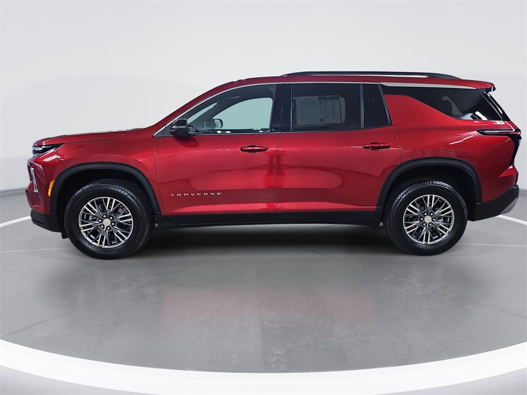 Certified 2024 Chevrolet Traverse LT w/ Trailering Package image 7