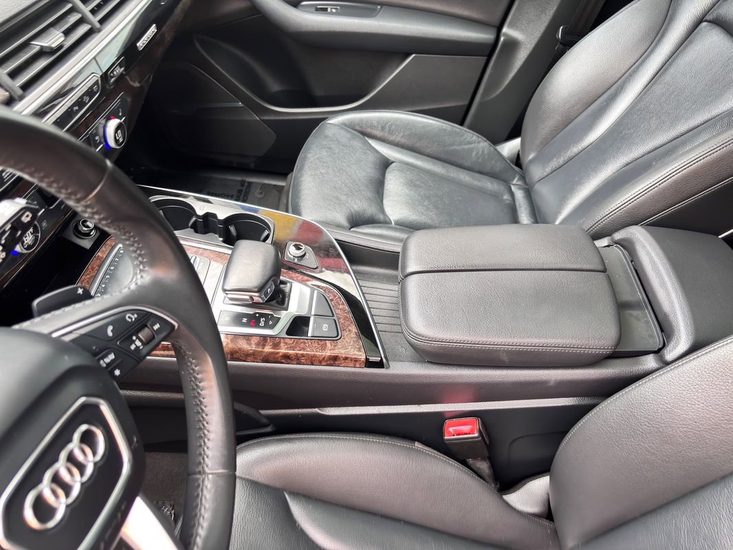 Used 2018 Audi Q7 3.0T Premium Plus image 24