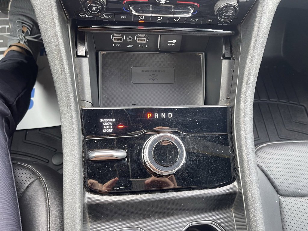 Used 2024 Jeep Grand Cherokee Limited w/ Luxury Tech Group II image 30