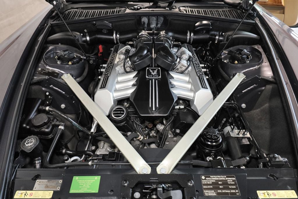 Used 2010 Rolls-Royce Phantom Coupe RWD image 37