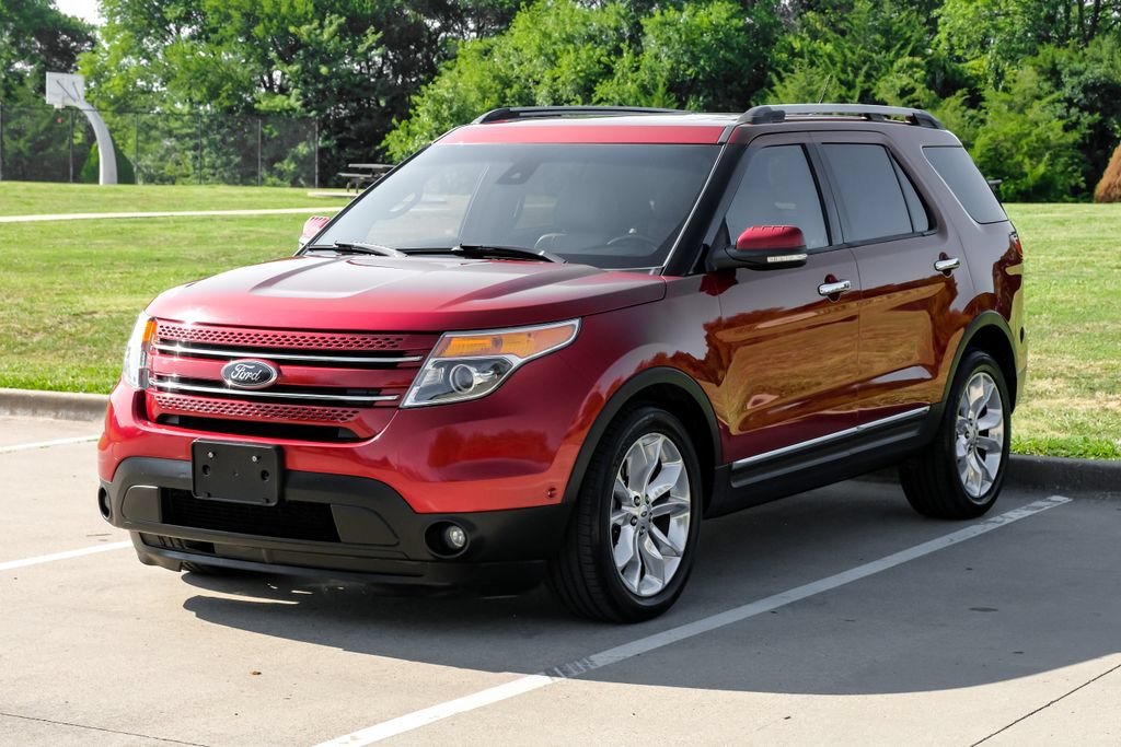 Used 2014 Ford Explorer Limited w/ Equipment Group 302A FWD image 3