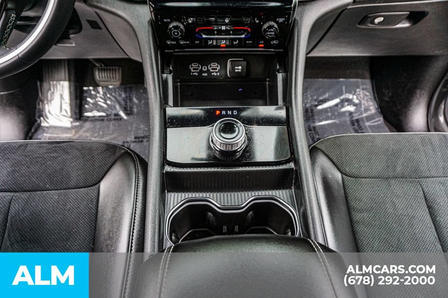 Used 2025 Jeep Grand Cherokee Altitude AWD/4WD image 39