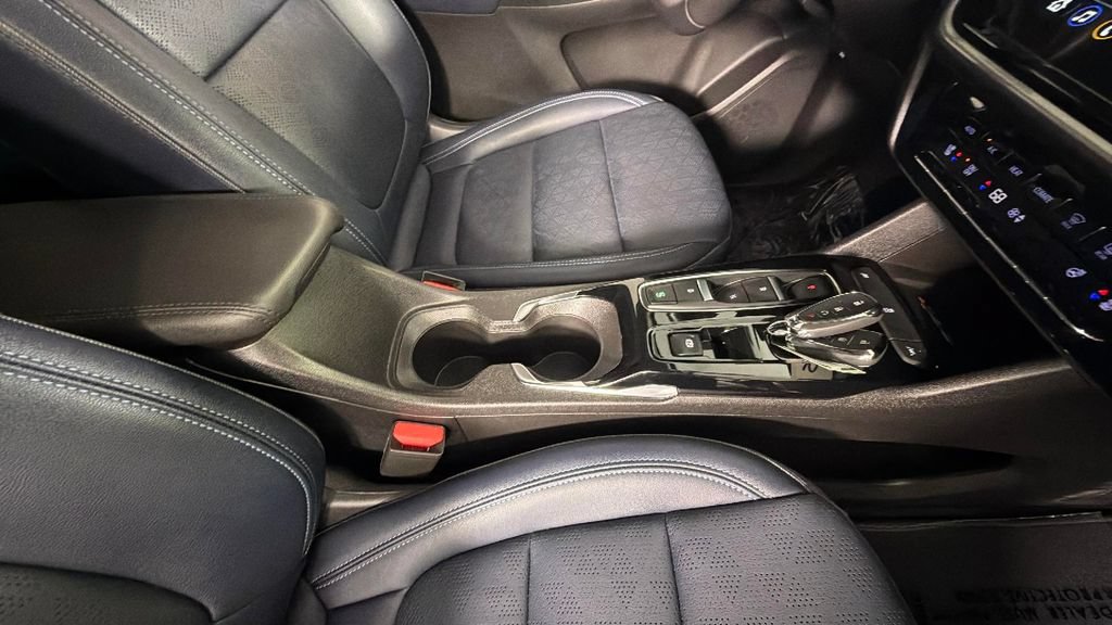Certified 2023 Chevrolet Bolt EUV Premier FWD image 35