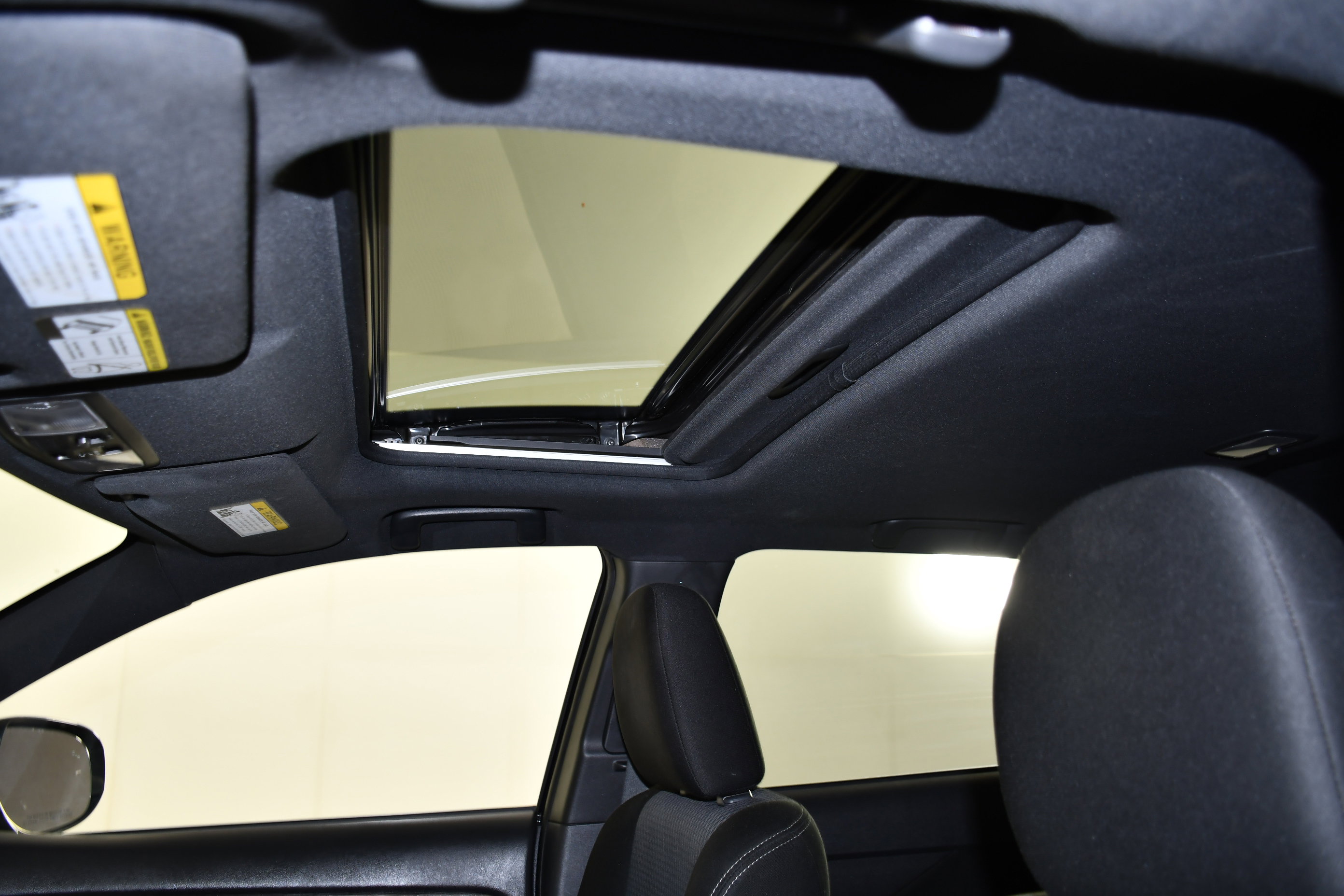 Used 2018 Mitsubishi Outlander LE AWD/4WD image 39