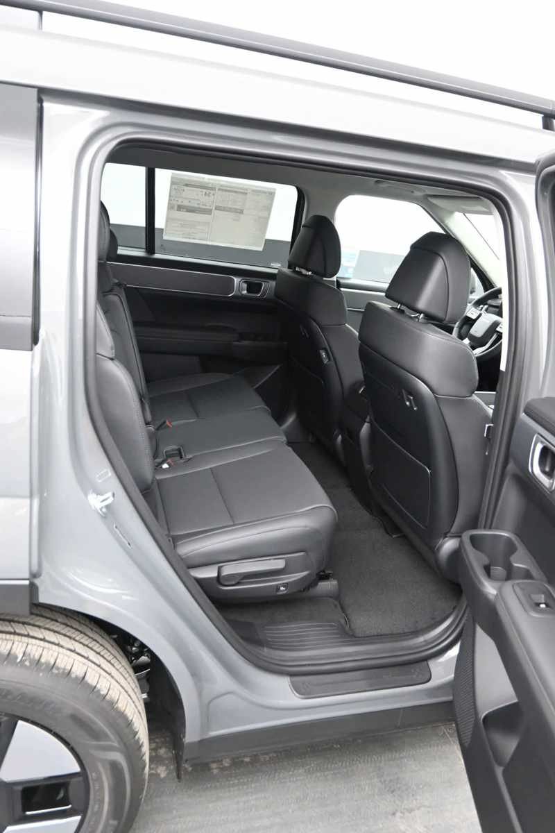 New 2026 Hyundai Santa Fe SEL AWD/4WD image 12