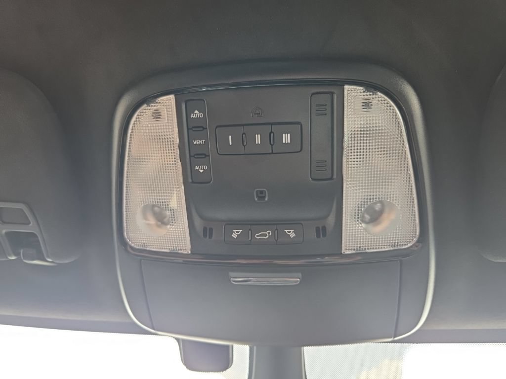 Used 2024 Dodge Durango Citadel AWD/4WD image 35