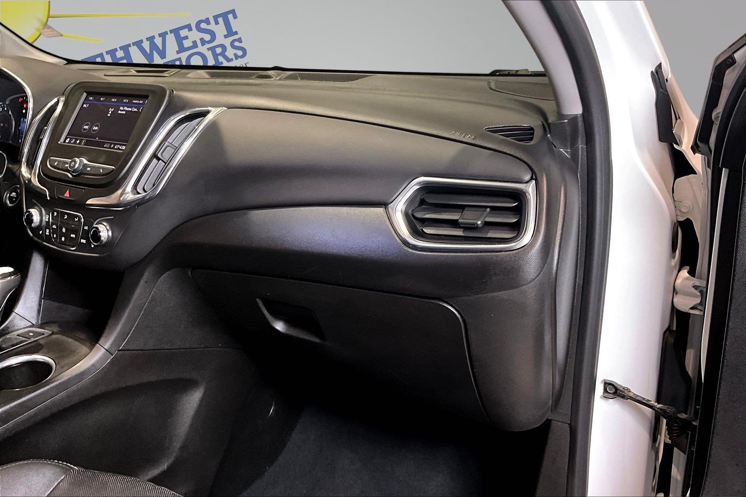 Used 2021 Chevrolet Equinox LT AWD/4WD image 26