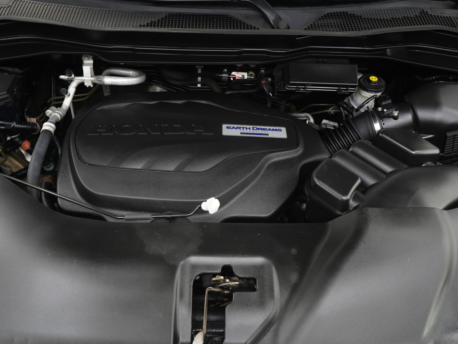 Used 2020 Honda Pilot Touring image 39