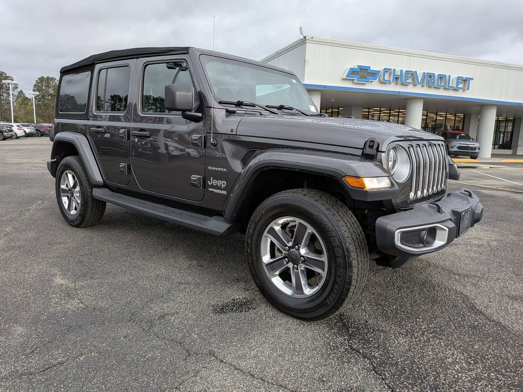 Used 2020 Jeep Wrangler Unlimited Sahara w/ Safety Group AWD/4WD image 3