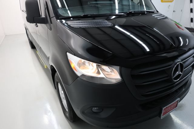 Used 2022 Mercedes-Benz Sprinter 2500 image 46