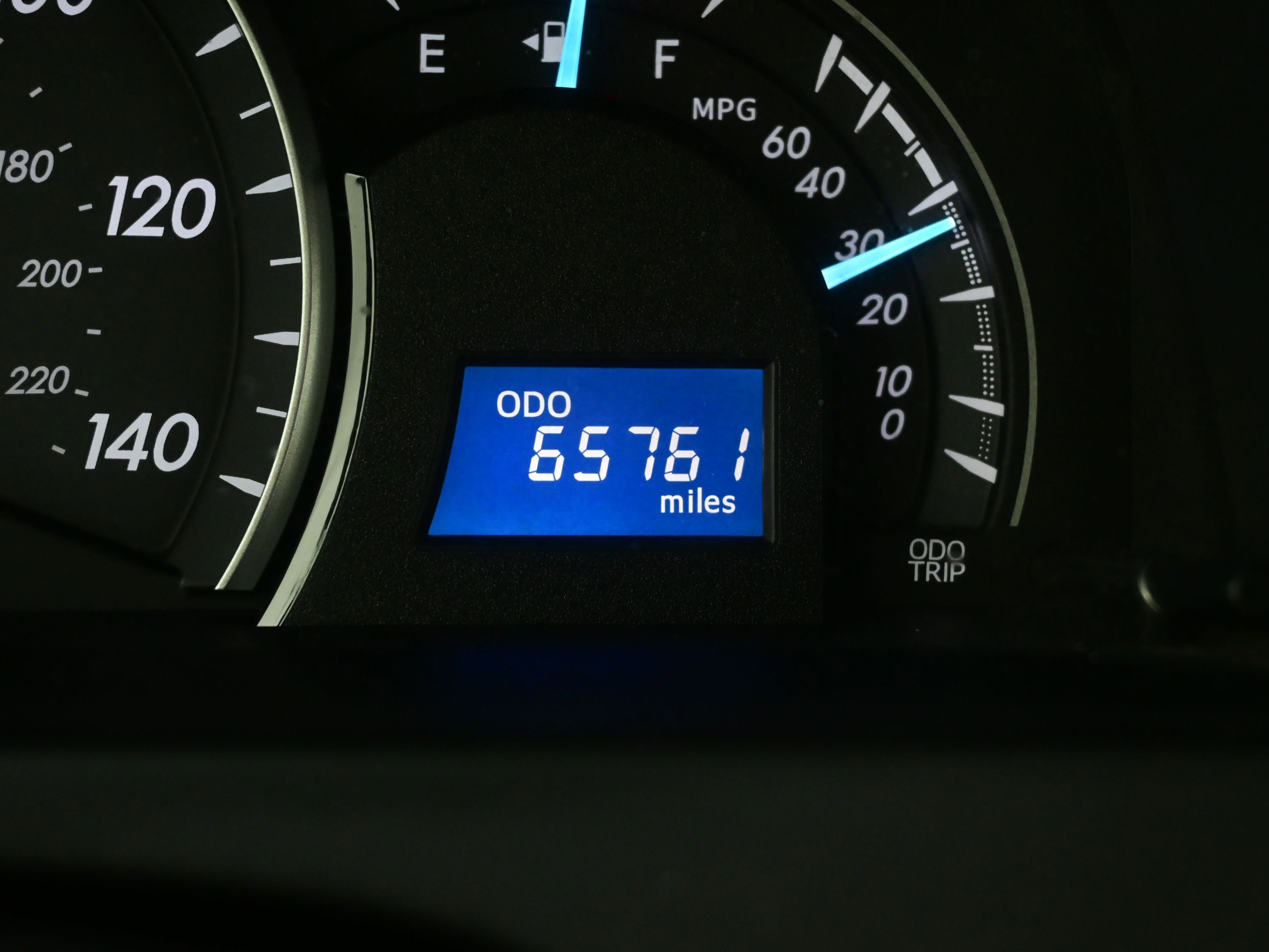 Used 2013 Toyota Camry LE image 20