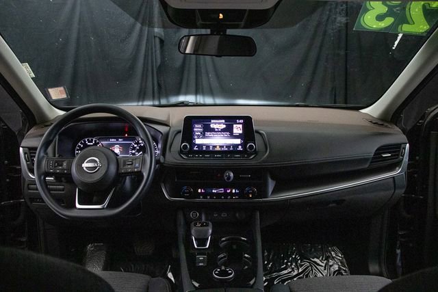 Used 2023 Nissan Rogue SV image 21