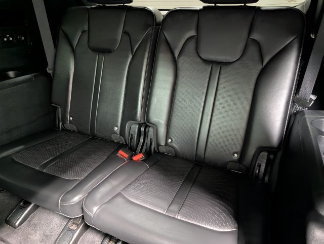 Used 2025 Kia Sorento X-Line EX AWD/4WD image 14