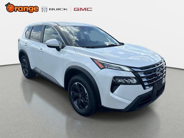 Used 2024 Nissan Rogue SV FWD image 1