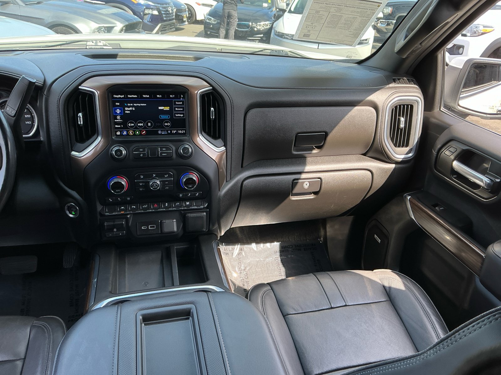 Used 2022 Chevrolet Silverado 1500 High Country AWD/4WD image 16