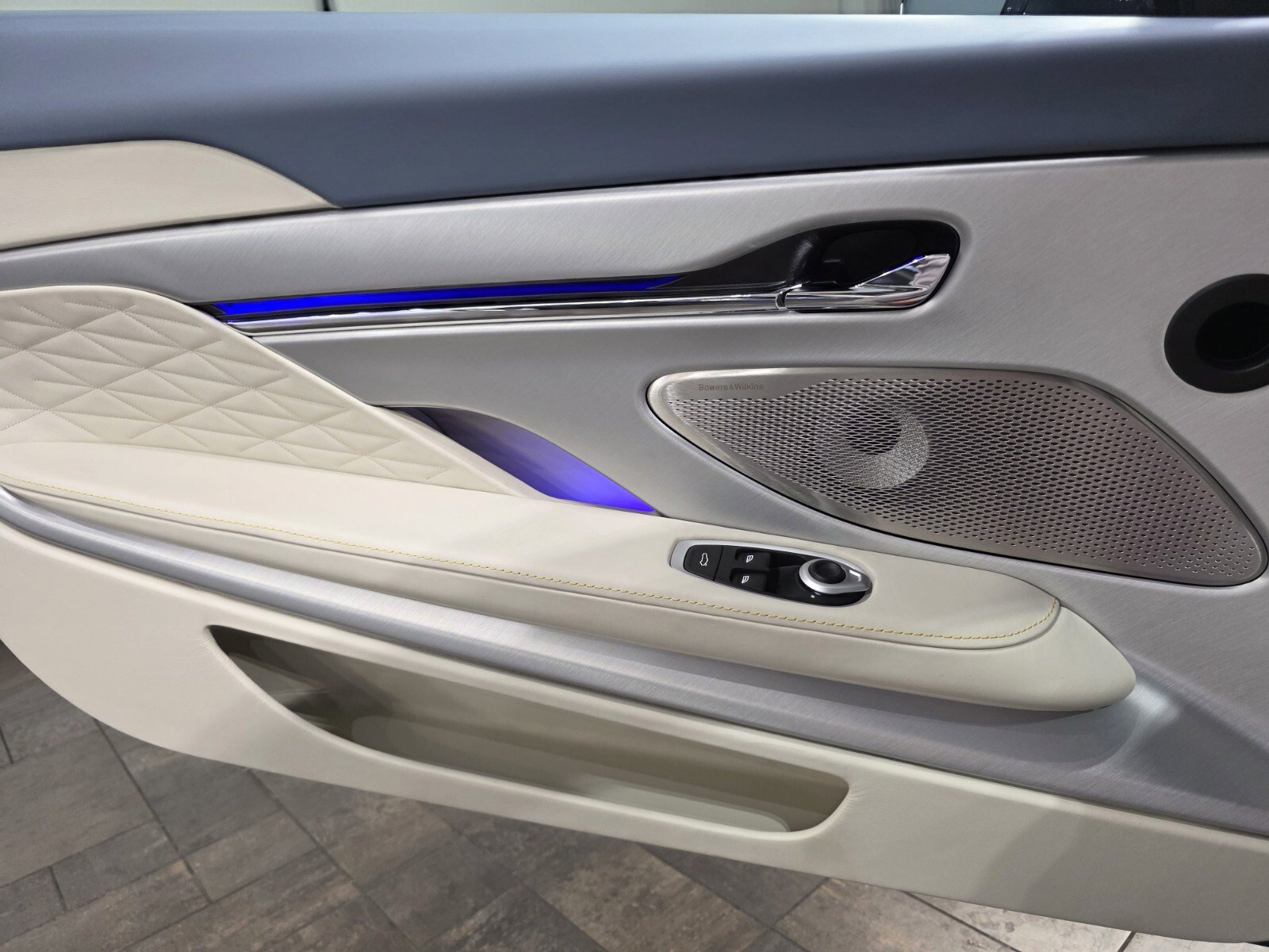 New 2026 Aston Martin DB12 Coupe image 16