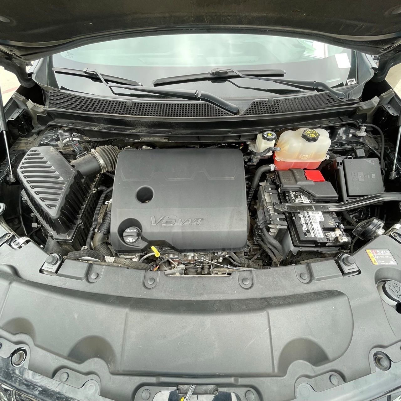 Used 2022 Chevrolet Traverse RS FWD image 27