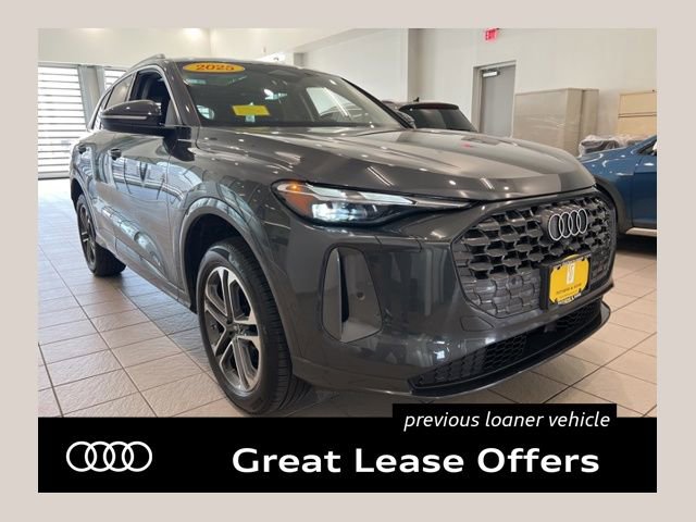Used 2025 Audi Q5 Premium w/ Convenience Package