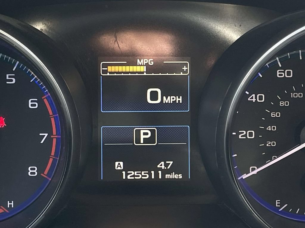 Used 2017 Subaru Outback 2.5i Limited AWD/4WD image 16