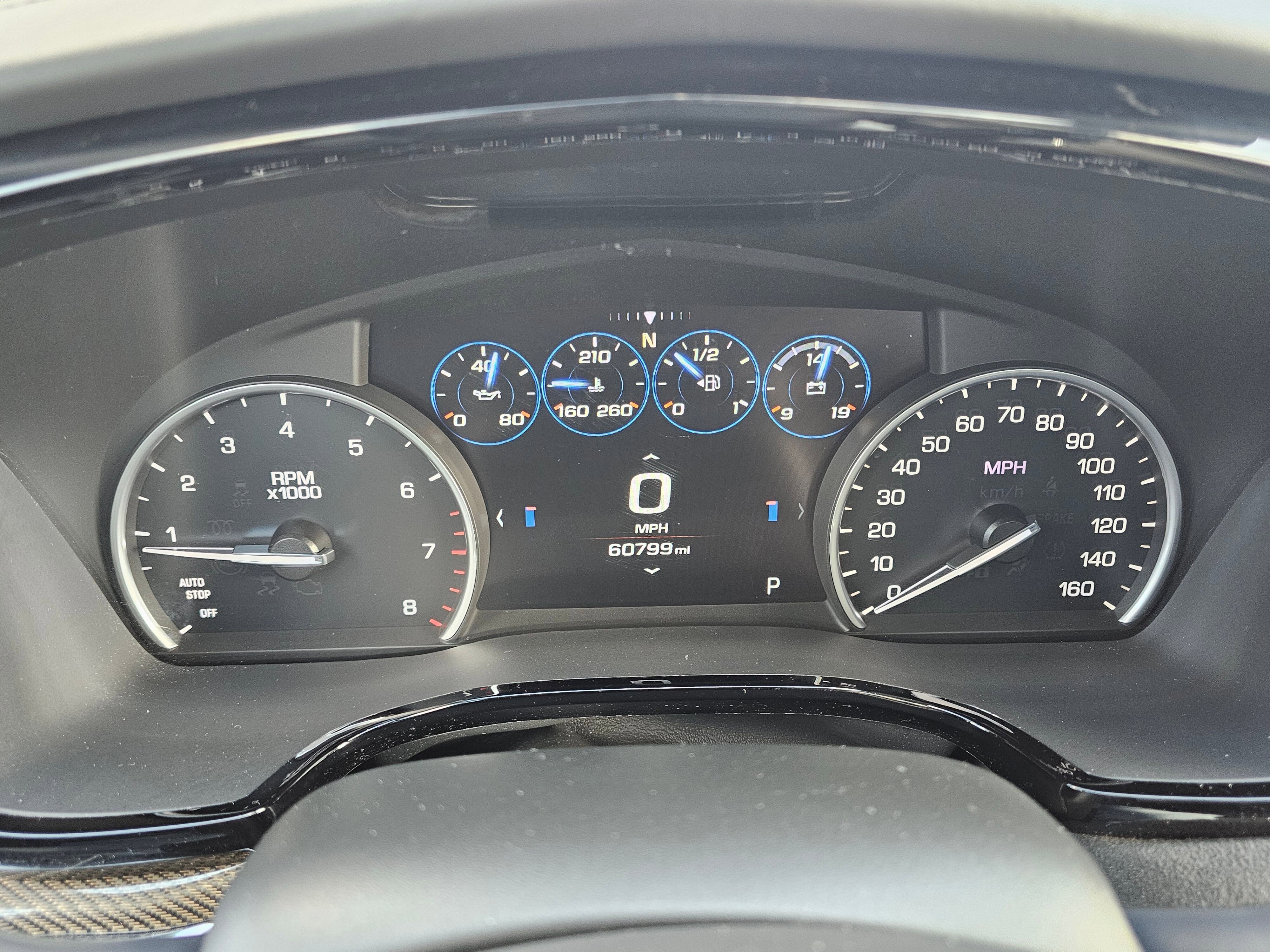 Used 2017 Cadillac XT5 Platinum w/ Driver Assist Package image 16