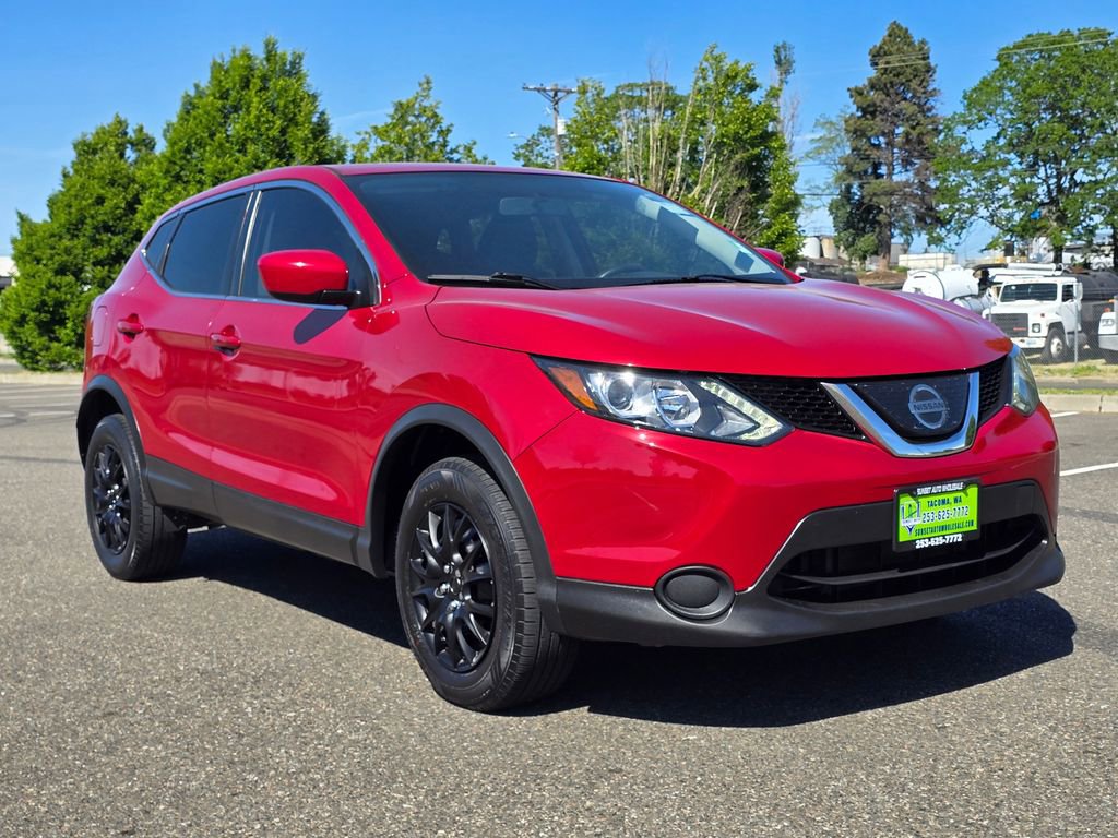 Used 2018 Nissan Rogue Sport S AWD/4WD image 7