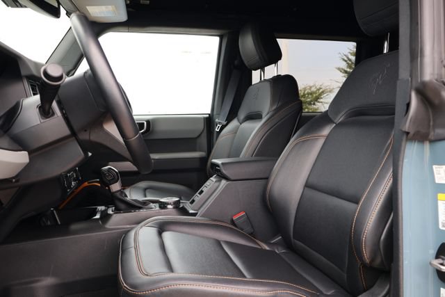 Used 2022 Ford Bronco Badlands w/ Sasquatch Package AWD/4WD image 9