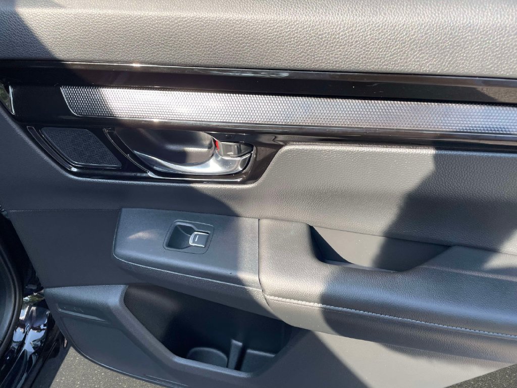 Used 2025 Honda CR-V EX-L image 11