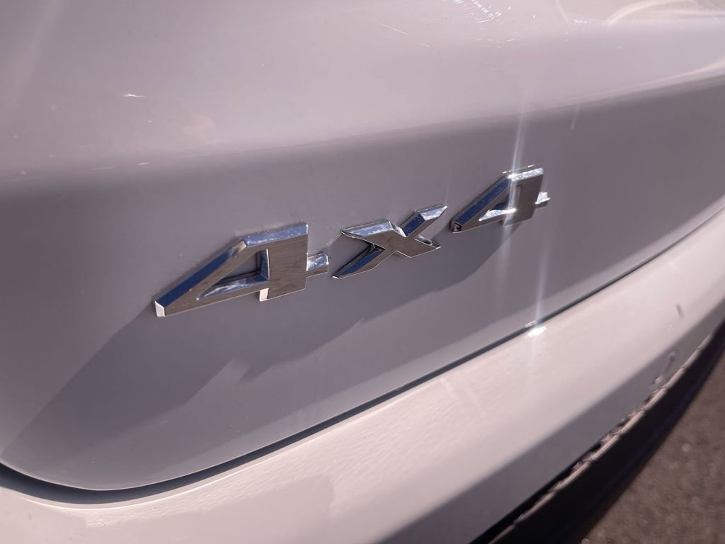 Used 2024 Jeep Compass Limited image 12