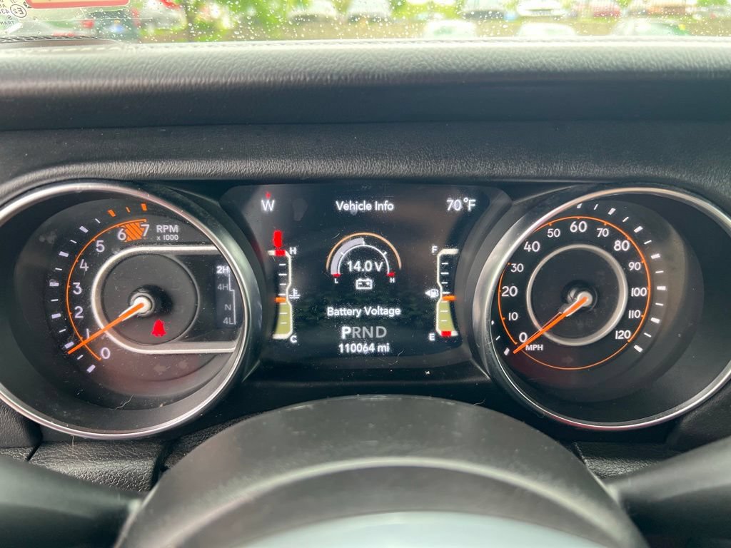 Used 2021 Jeep Wrangler Unlimited Sahara AWD/4WD image 43