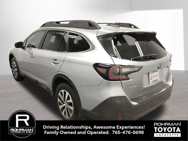 Used 2022 Subaru Outback Premium image 4