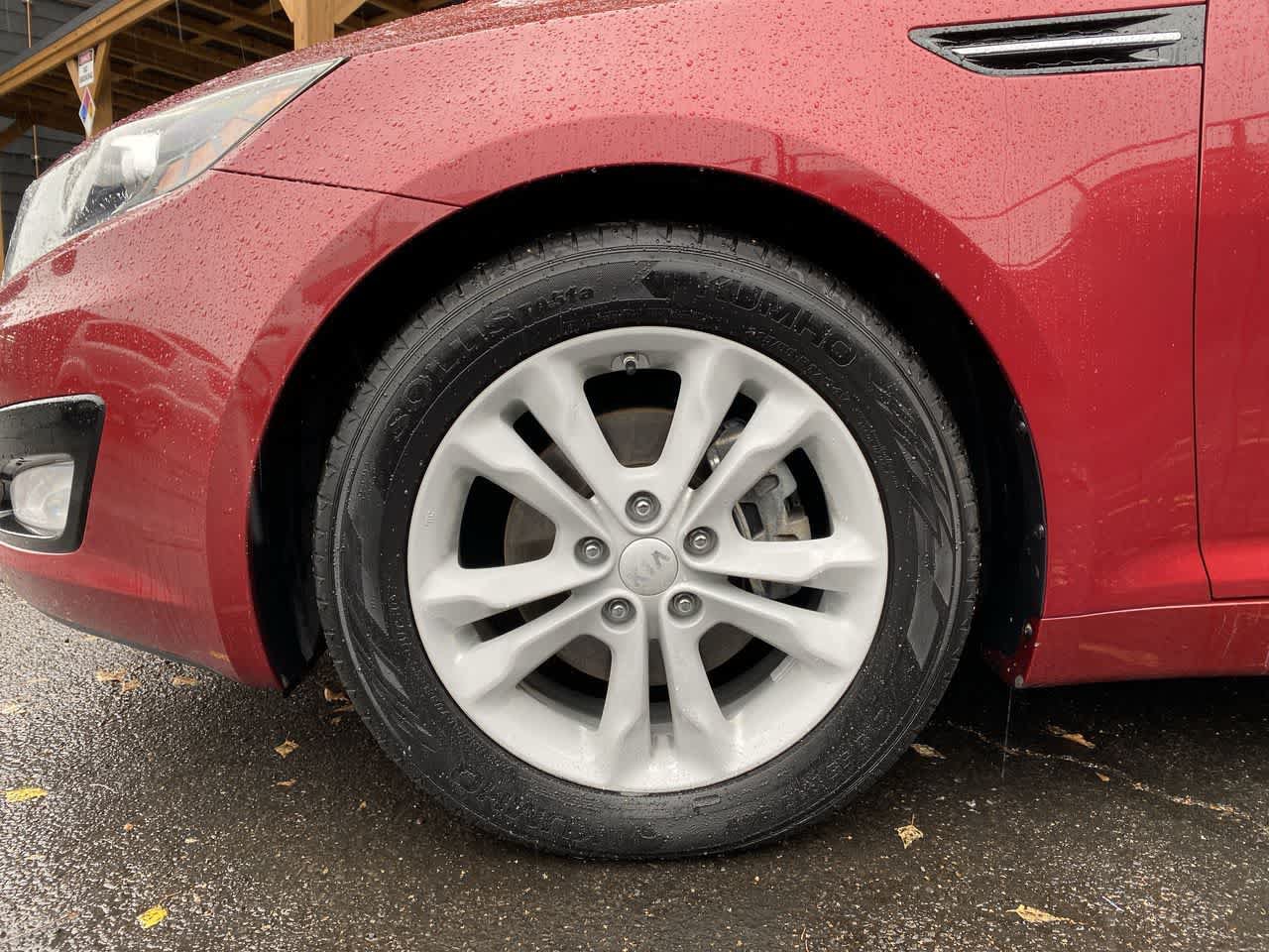 Used 2013 Kia Optima EX FWD image 10