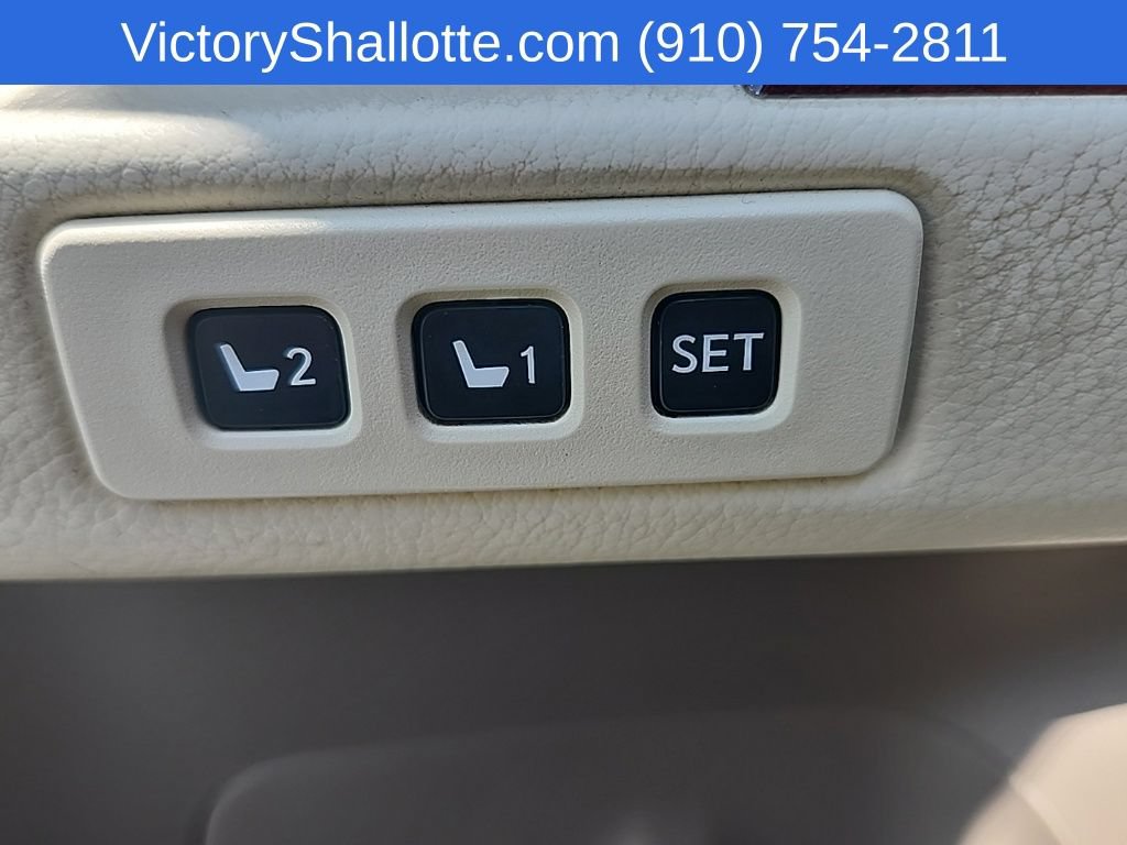 Used 2017 Lexus GX 460 Premium AWD/4WD image 24
