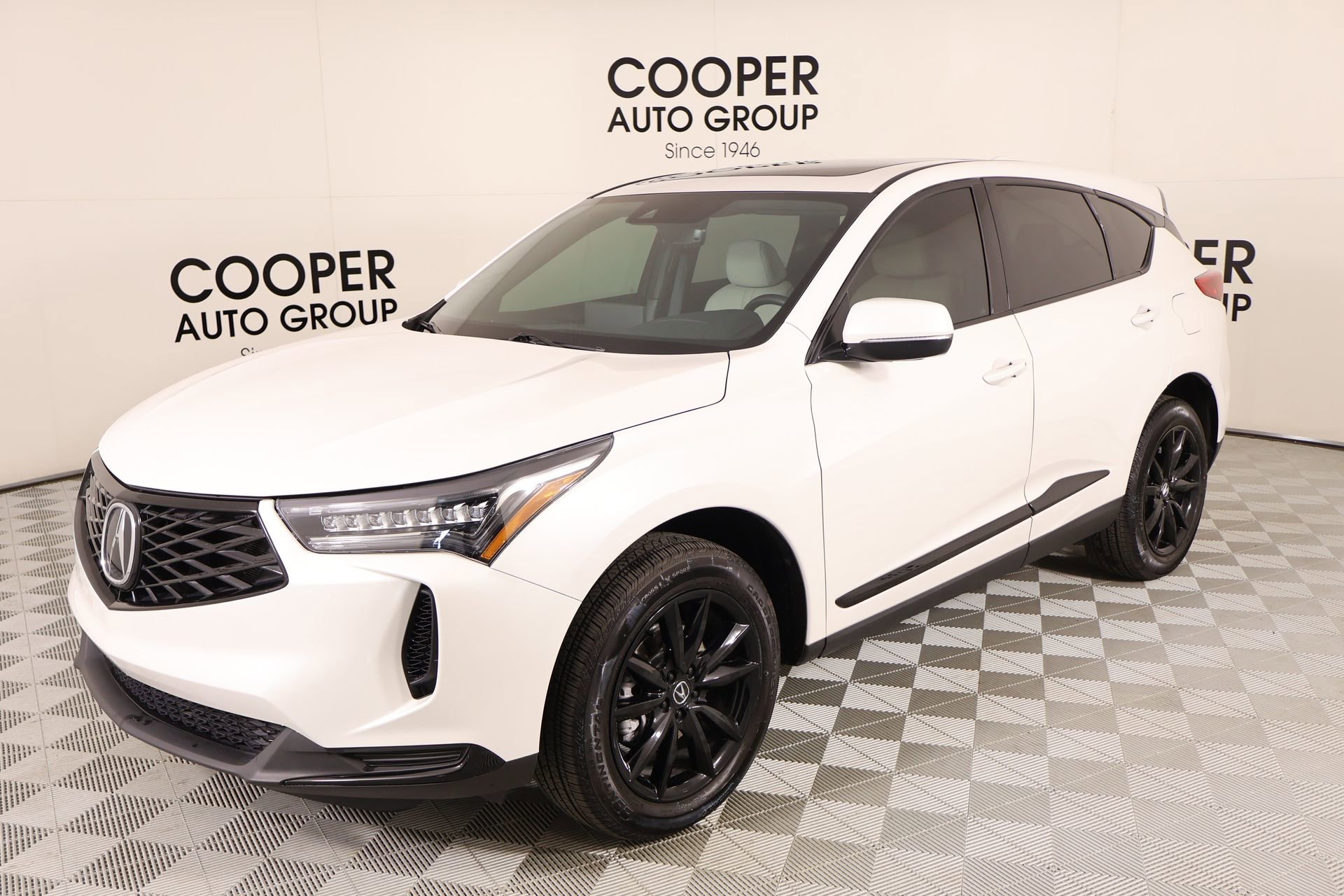 Used 2025 Acura RDX SH-AWD image 10