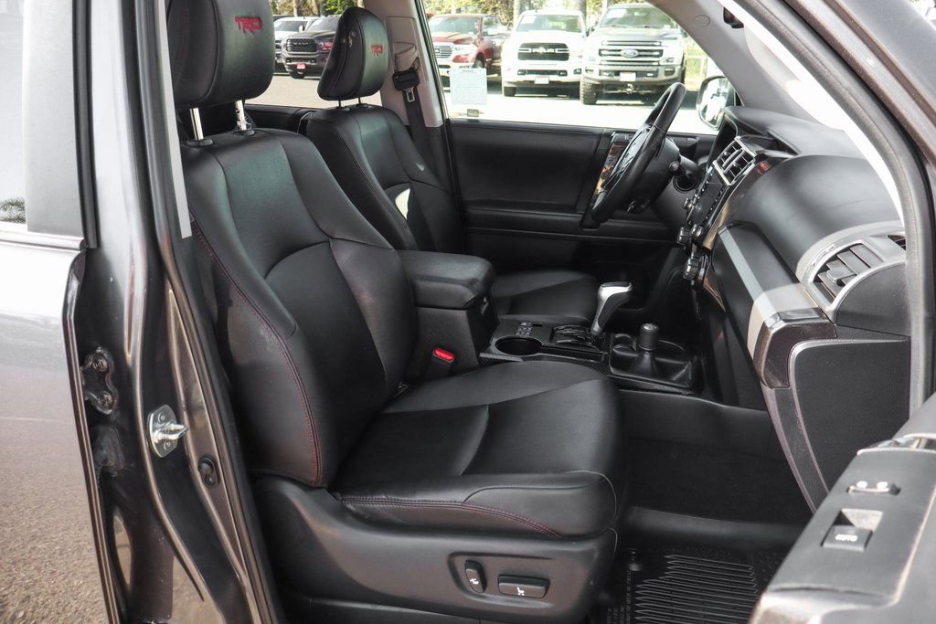 Used 2023 Toyota 4Runner TRD Off-Road Premium w/ Off Road Premium Plus Package image 47