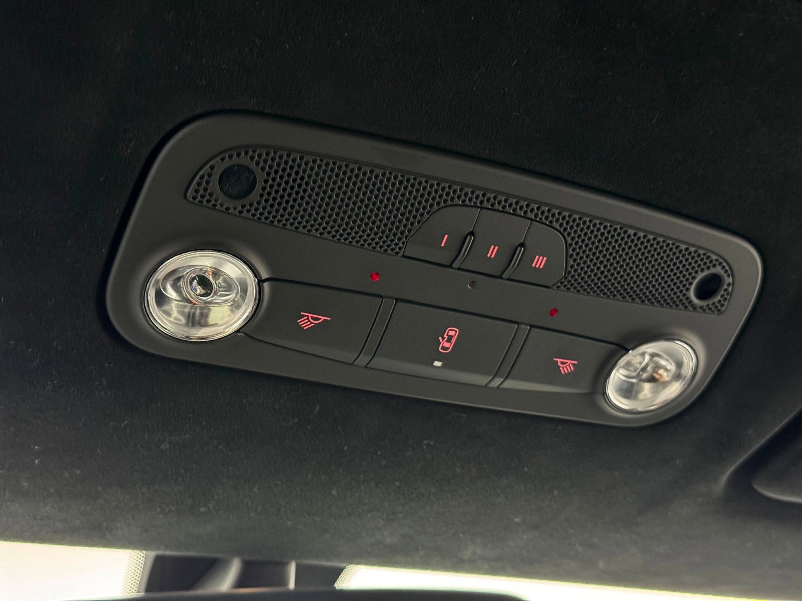 Used 2018 Lamborghini Huracan Performante image 40