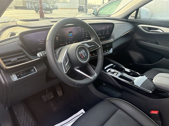 Certified 2025 Buick Envision Avenir image 10