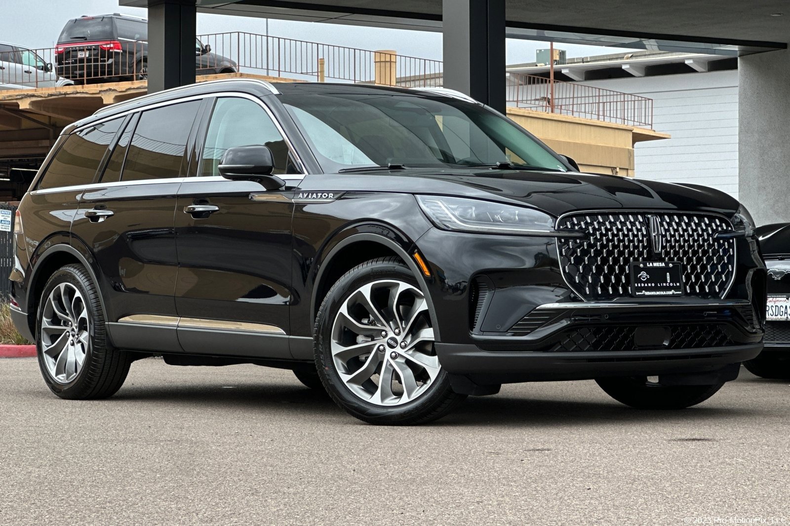 New 2025 Lincoln Aviator Reserve w/ Luxury Package