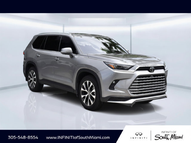 Used 2026 Toyota Grand Highlander AWD Hybrid image 3